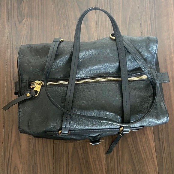 Authentic Monochrome Louis Vuitton shoulder bag - Picture 3 of 16